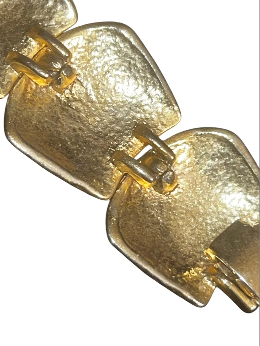 Vintage Gold Tone Hammered Link Nugget Bracelet 7” Unsigned